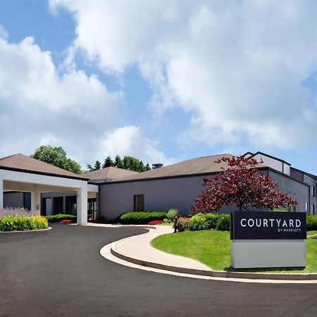 Courtyard By Marriott Pittsburgh Airport Hotel Coraopolis Bagian luar foto